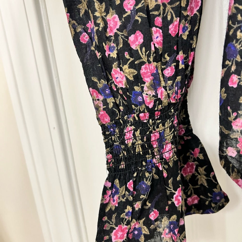 Free People Top NWT Long Sleeve Boho Floral Tie Neck Shirring Button Front GORG! - Picture 11 of 13